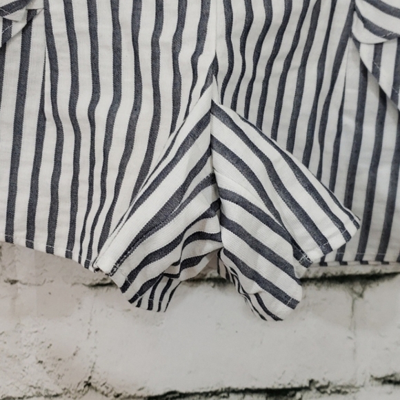 Zara shorts with Ruffles - Picture 5 of 7